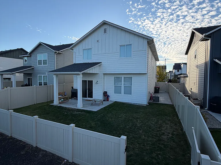 300 S Calf Creek Ave — Photo 5