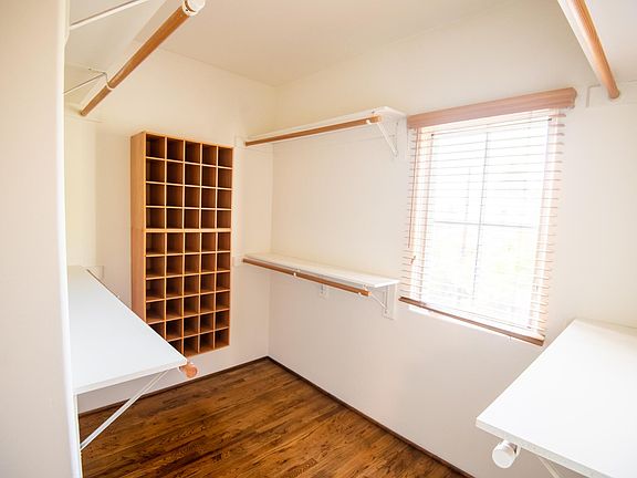 4th image of 1414 N Harper Ave #21