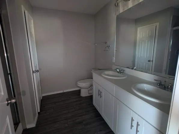 455 Manchester St, Van Alstyne, TX 75495