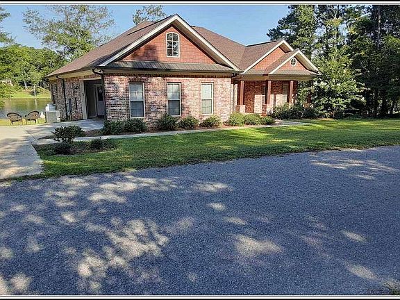 Side view with garage