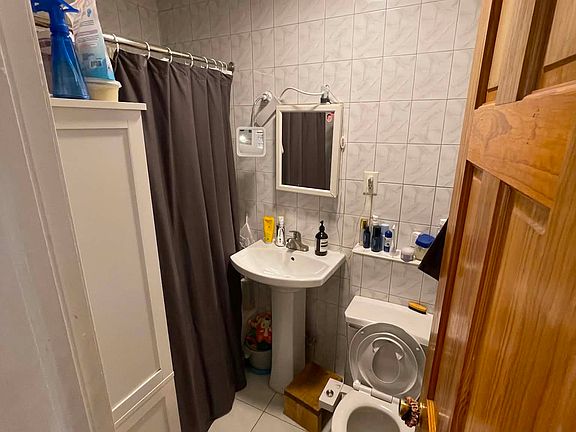 5th image of 205 Court St #1