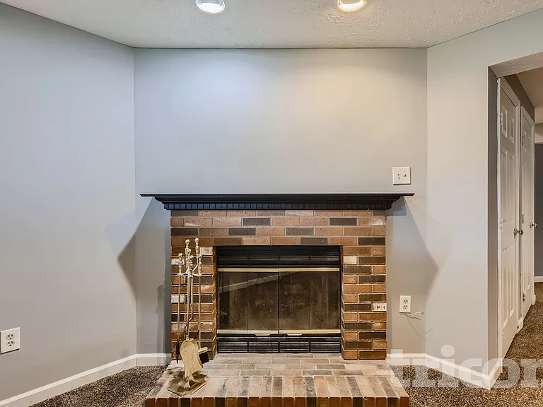 8211 Berryfield Dr — Photo 13