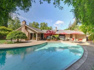 9421 Laguna Creek Dr, Elk Grove, CA 95624