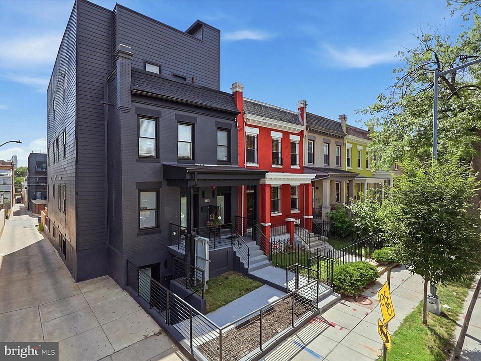 1st image of 616 Kenyon St NW