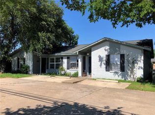 1403 S College Ave, Bryan, TX 77801
