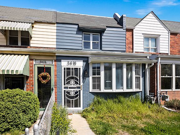 2nd image of 3418 Baker St NE