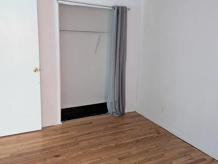 270 W McMicken Ave #3 — Photo 1