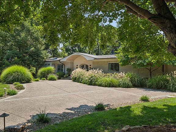 2nd image of 4301 Lillywood Rd