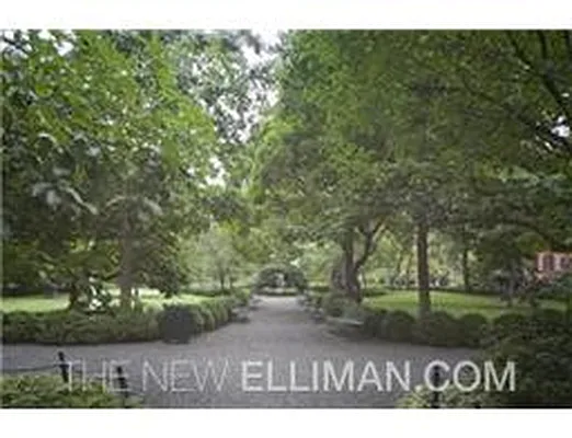 Rented by Douglas Elliman | media 37