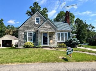 506 W Water St, Paoli, IN 47454