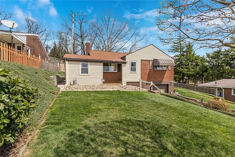 404 Virginia Ave photo 1