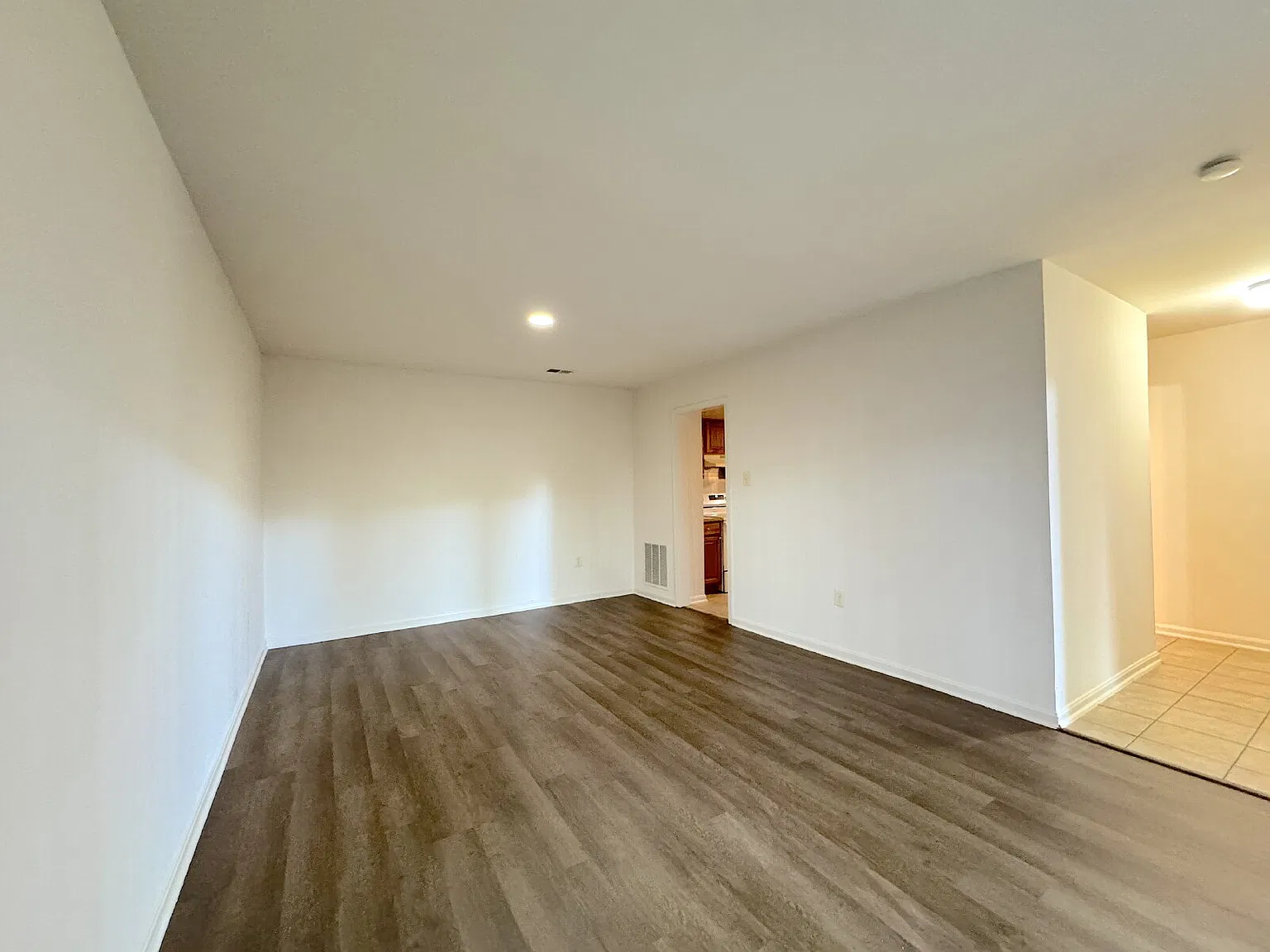 1 bed, 1.0 bath, $1,900 — Photo 3