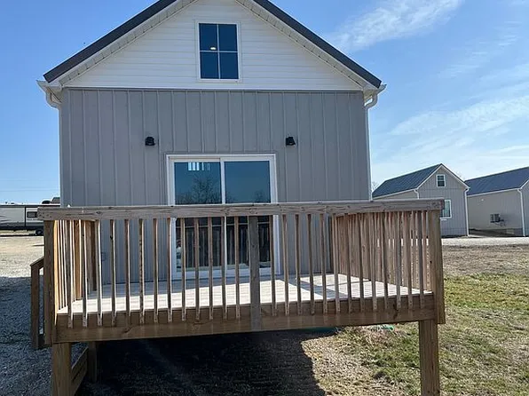 Highway J Cabin 11, Monroe City, MO 63456