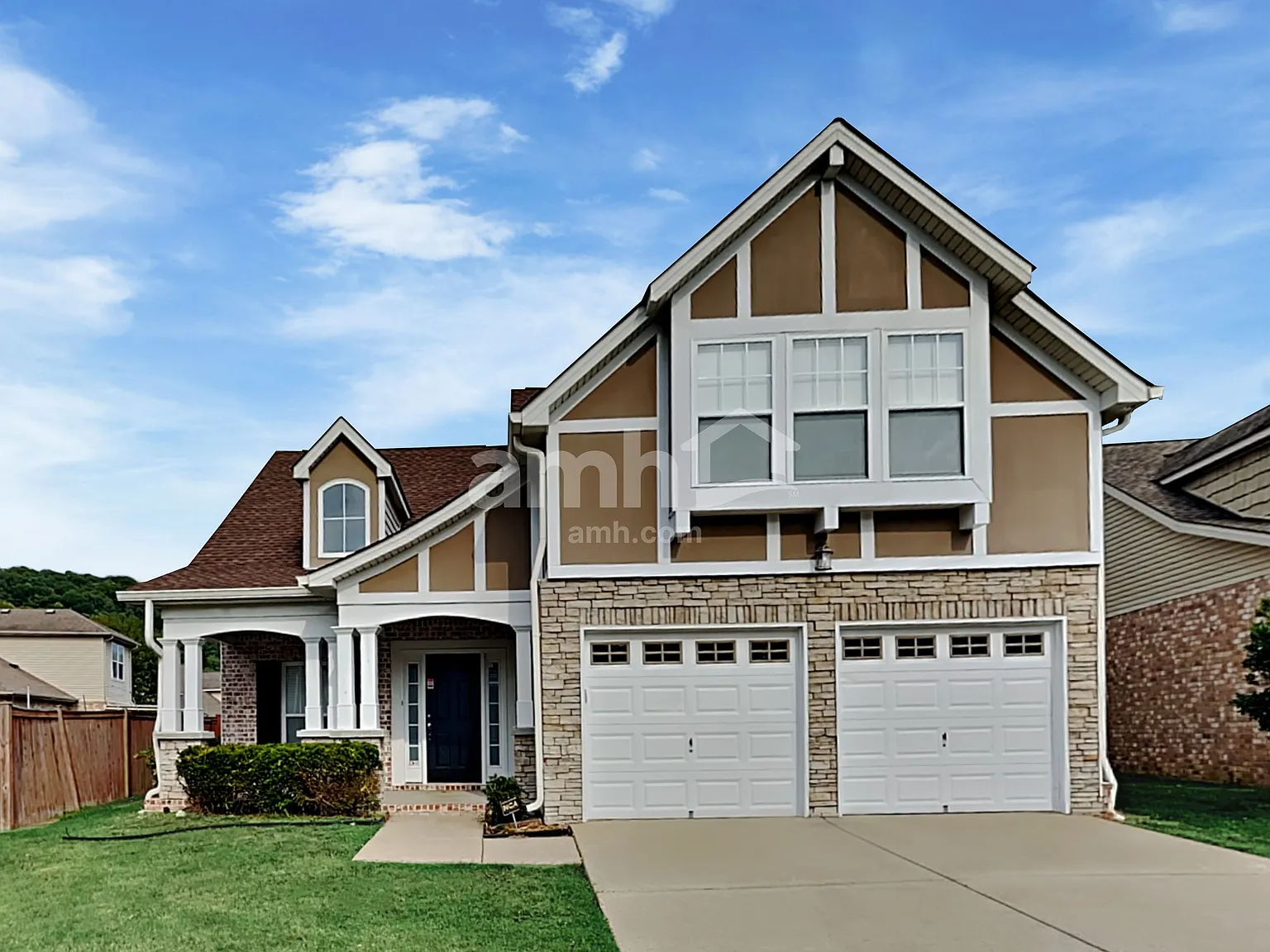 4 bed, 2.5 bath, 2358 sqft, $2,980 — Photo 1