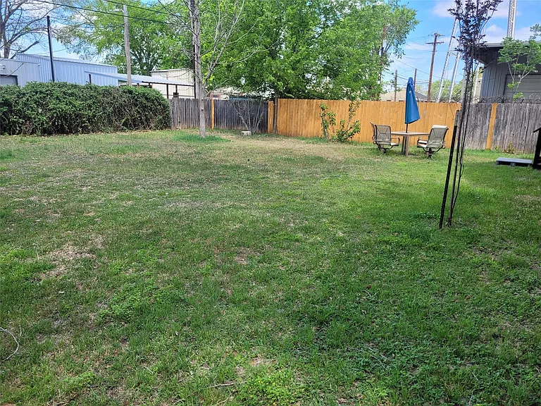 403 Fawcett St — Photo 18