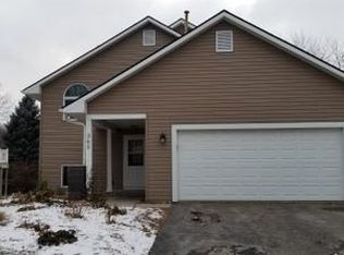 365 Wildhurst Rd, Waconia, MN 55387