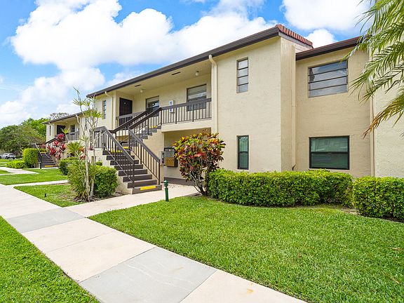 5th image of 21218 Lago Circle #H