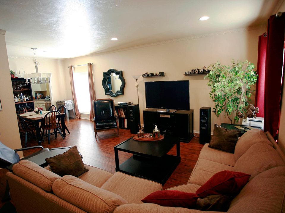 1st image of 4320 Bellaire Dr S APT 241