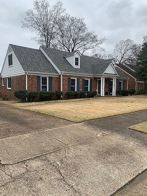 1st image of 4831 Lynbar Ave