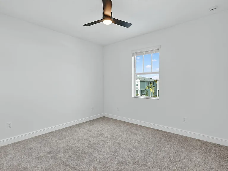 3552 NW Solange Ct — Photo 38