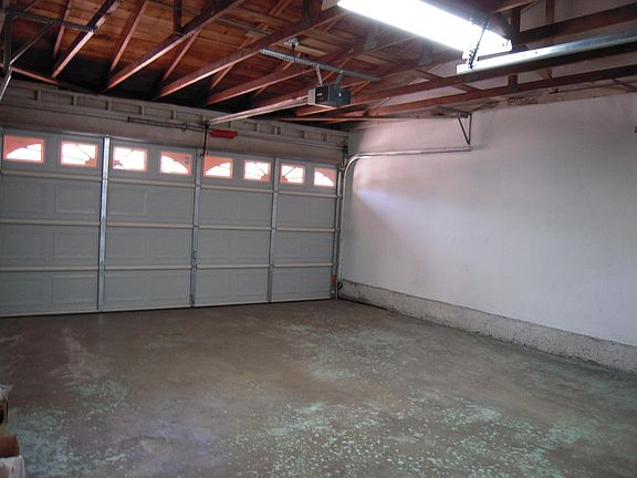 5th image of 2605 S Moorland Pl