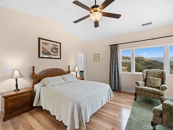 3rd image of 2389 Eric Rd
