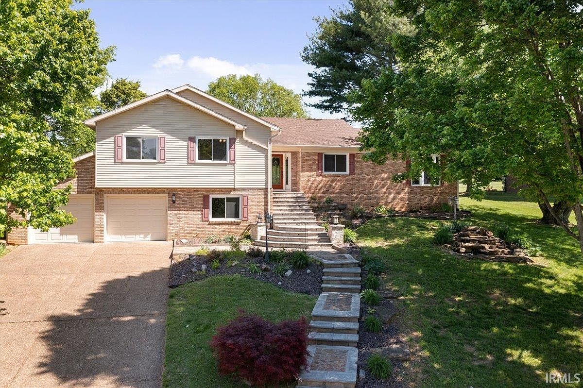 8322 Susan Ct, Newburgh, IN 47630 Zillow