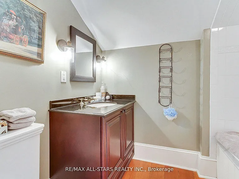 4901 Vandorf Side Rd — Photo 30