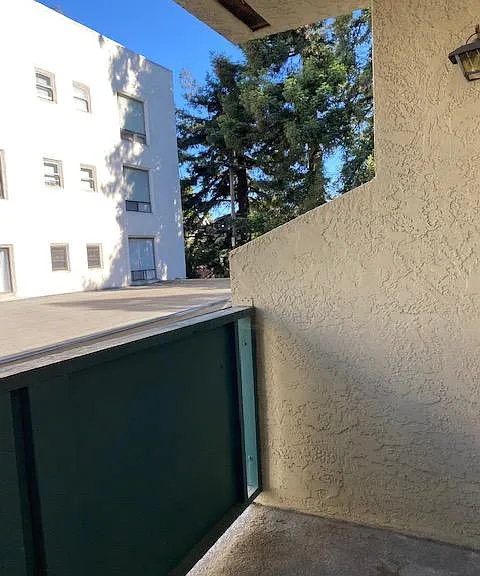 1029 El Camino Real #2 — Photo 18