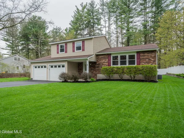 38 Hopeful Lane, Gansevoort, NY 12831