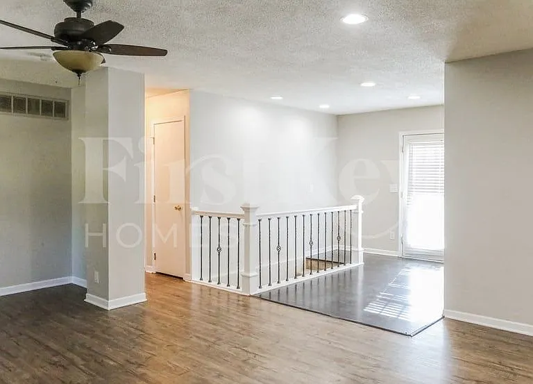 5126 S Delaware Ave — Photo 5