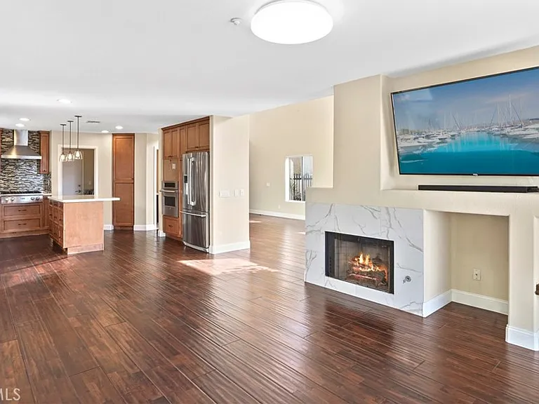 37 Regina — Photo 13