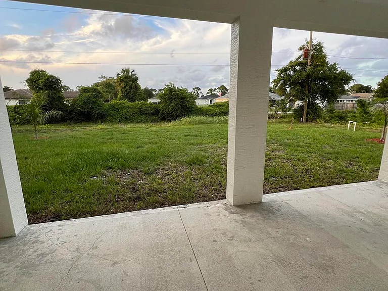 1625 Waneta St SE — Photo 14
