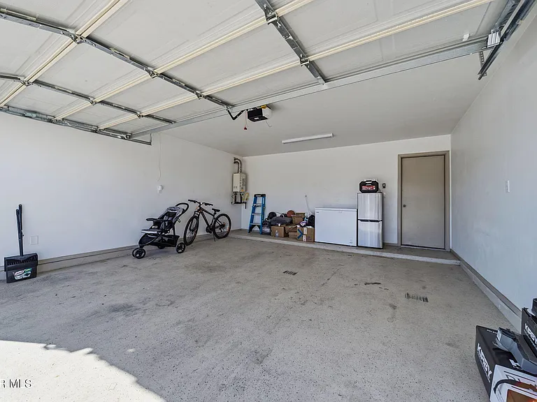 1181 Summer Rain St — Photo 26