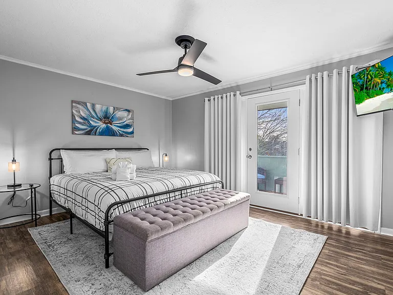 4701 N Kings Hwy #26 — Photo 37