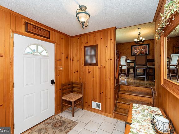 5th image of 3118 Canberra Ct