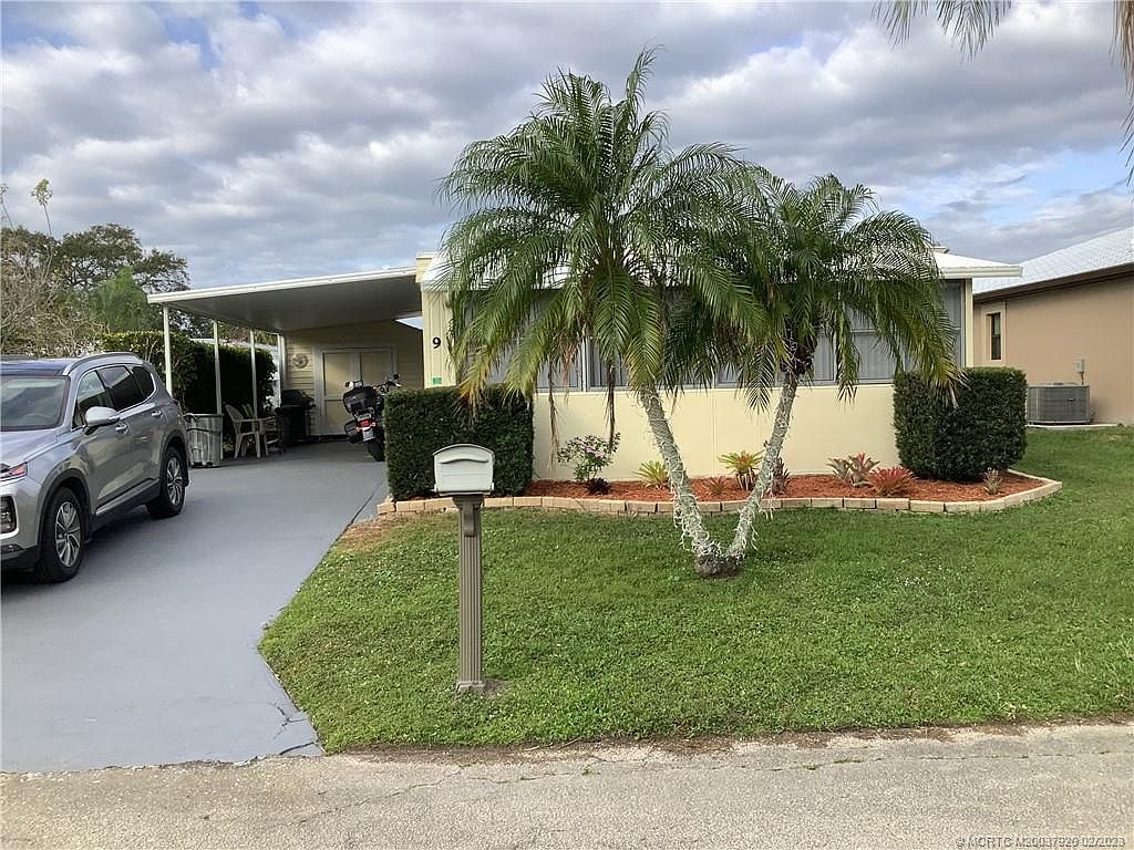 9 Islandia Ln, Pt Saint Lucie, FL 34952 | Zillow