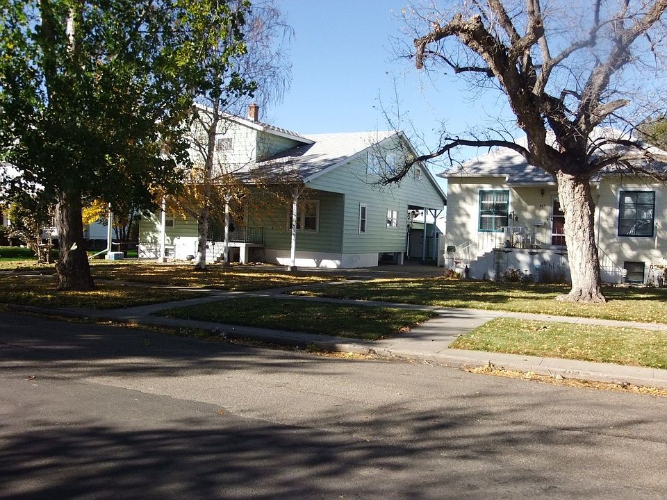 APARTMENT HOUSE