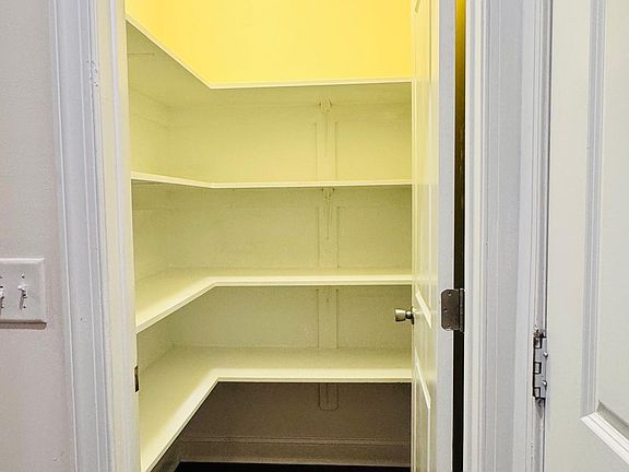 Kitchen Pantry