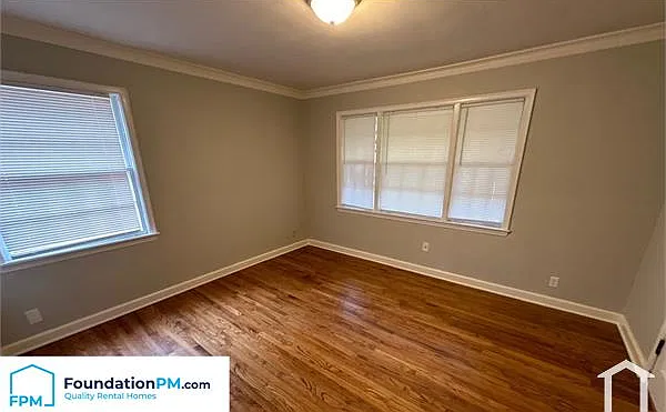 3326 Rosamond Ave — Photo 8