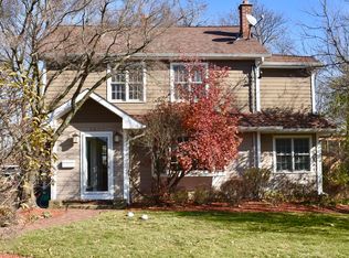 1427 Saint Johns Ave, Highland Park, IL