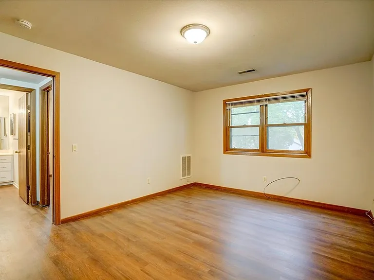 58 Sunfish Ct — Photo 17