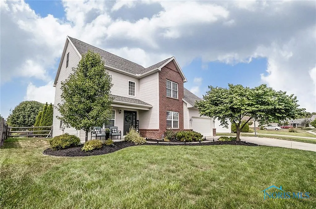 6047 Secluded Ct photo 1