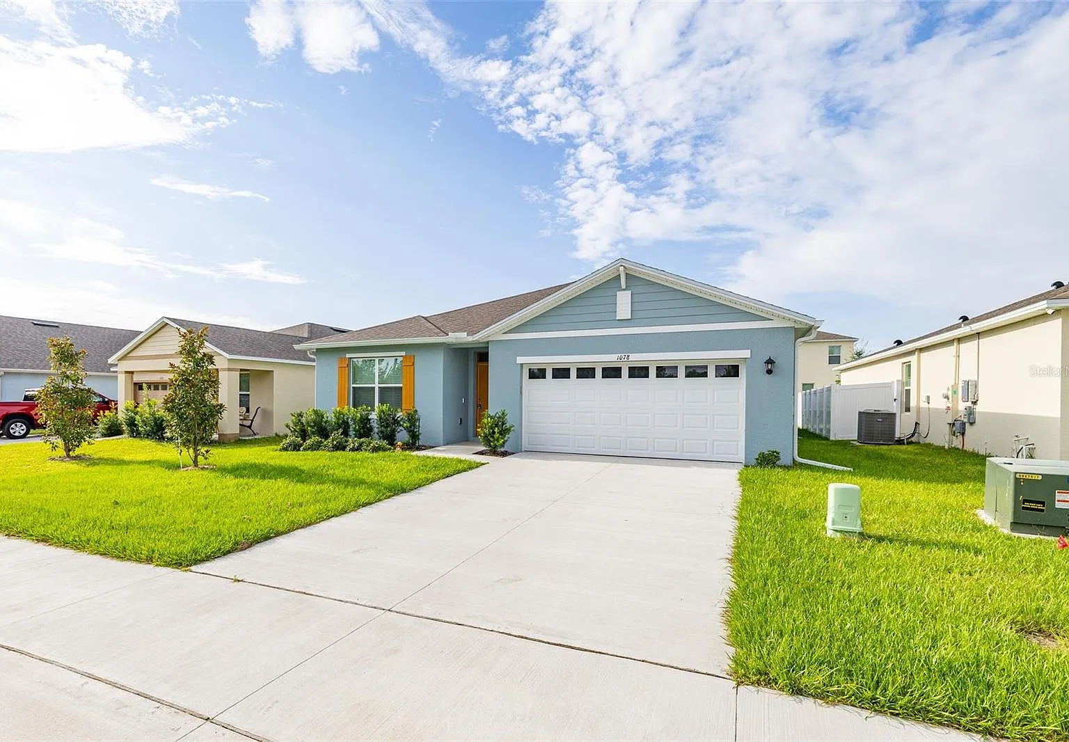 4 bed, 2.0 bath, 1828 sqft, $2,250 — Photo 3