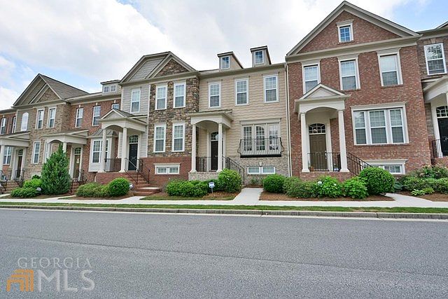 1st image of 2423 Natoma Ct SE