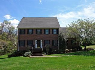 804 Lake Vista Dr, Forest, VA 24551