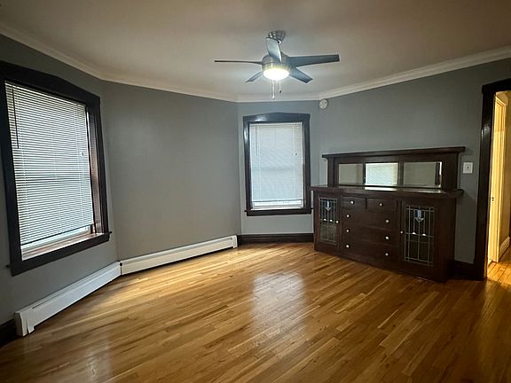 2nd image of 3343 N Monticello Ave #1