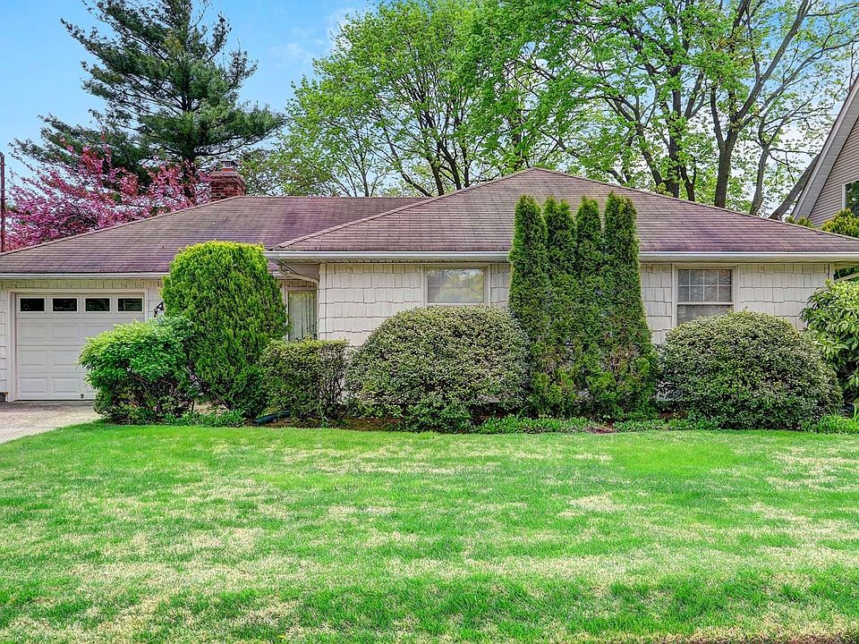 424 Foxhurst Road, Oceanside, NY 11572 Zillow