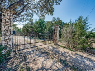 1129 DEER FOREST DR, Pipe Creek, TX, 78063