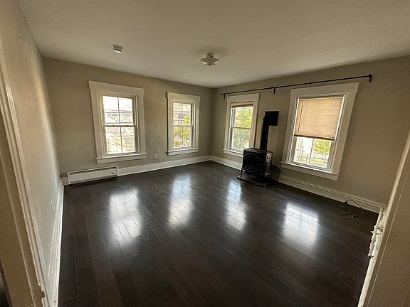 4th image of 55B River St